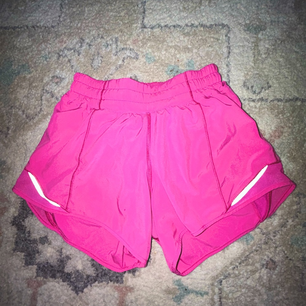 Hotty Hot high rise lined shorts 2.5”